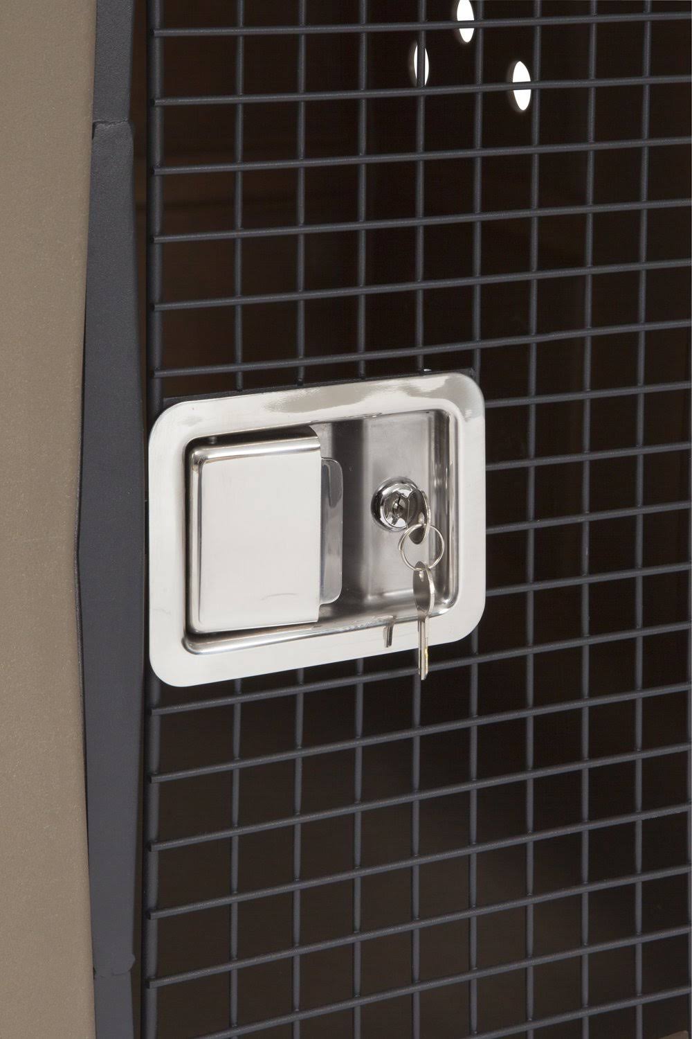 Blue Framed Door Kennel Z959