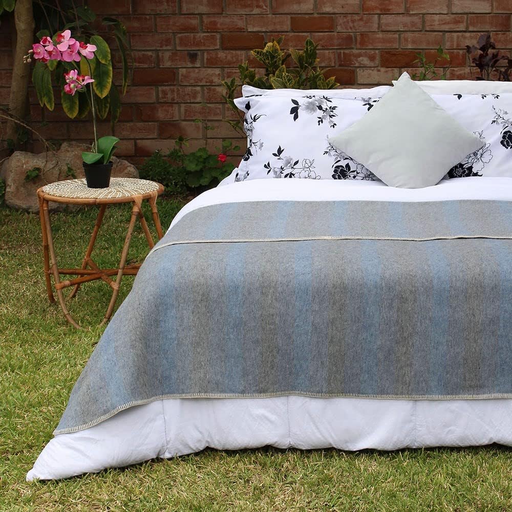 Twin Soft Gray Ivory Alpaca Wool Blanket with Whipstitch Trim O777