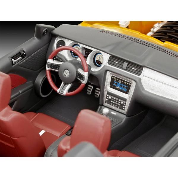 1:25 Model Car Kit L1384