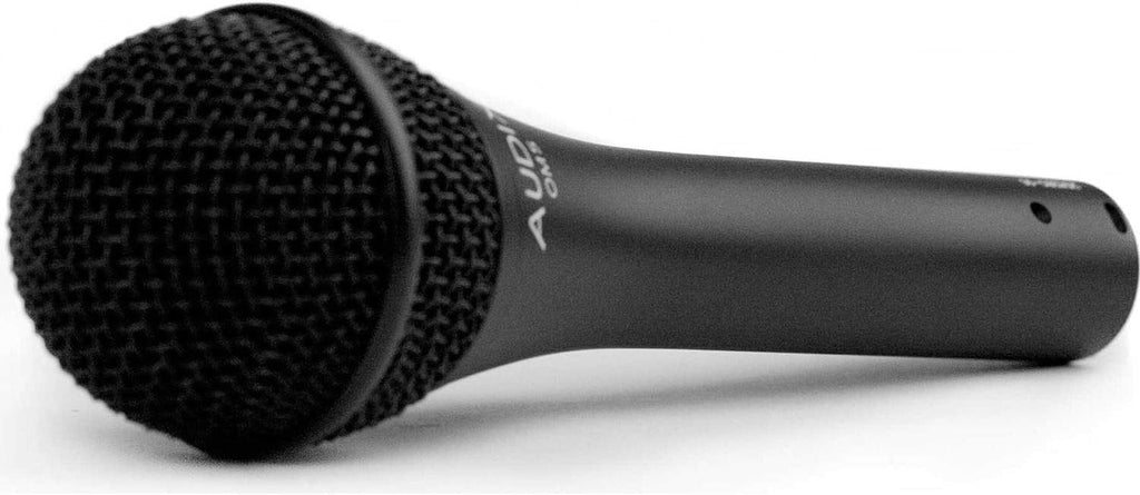 Dynamic Microphone with Foam Windscreen and XLR Cable S555037