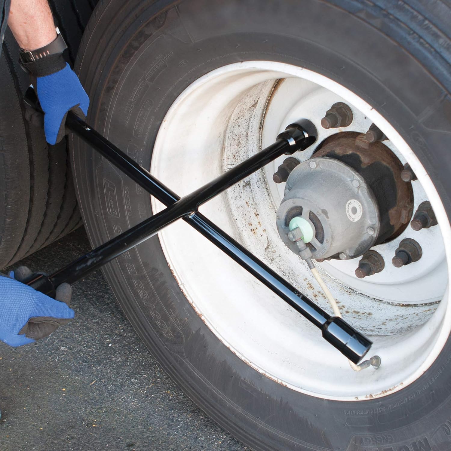 27" 4 Way Truck Lug Wrench Pack of 2 F804