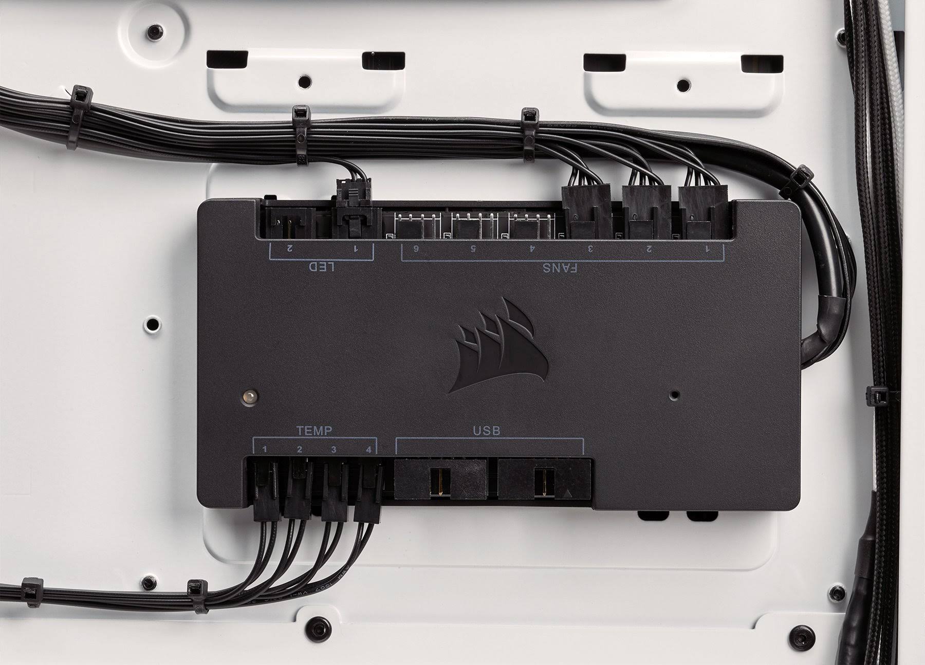 Corsair Commander PRO Fan Controller N588058