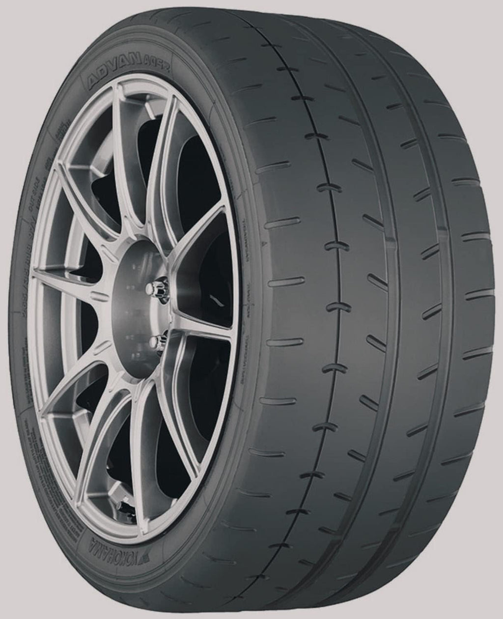 255/40R18 99Y Tire V162