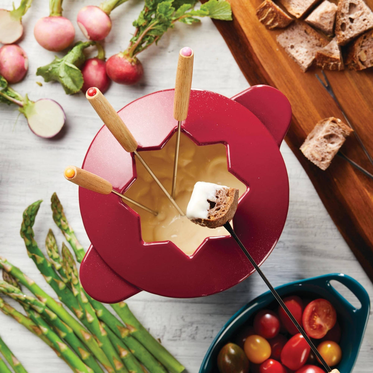 1.5-Quart Red Cast Iron Fondue Pot Set V245427