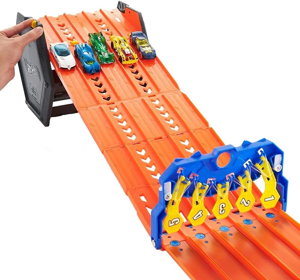 Hot Wheels Trackset Toy Cars and Trucks Z7078