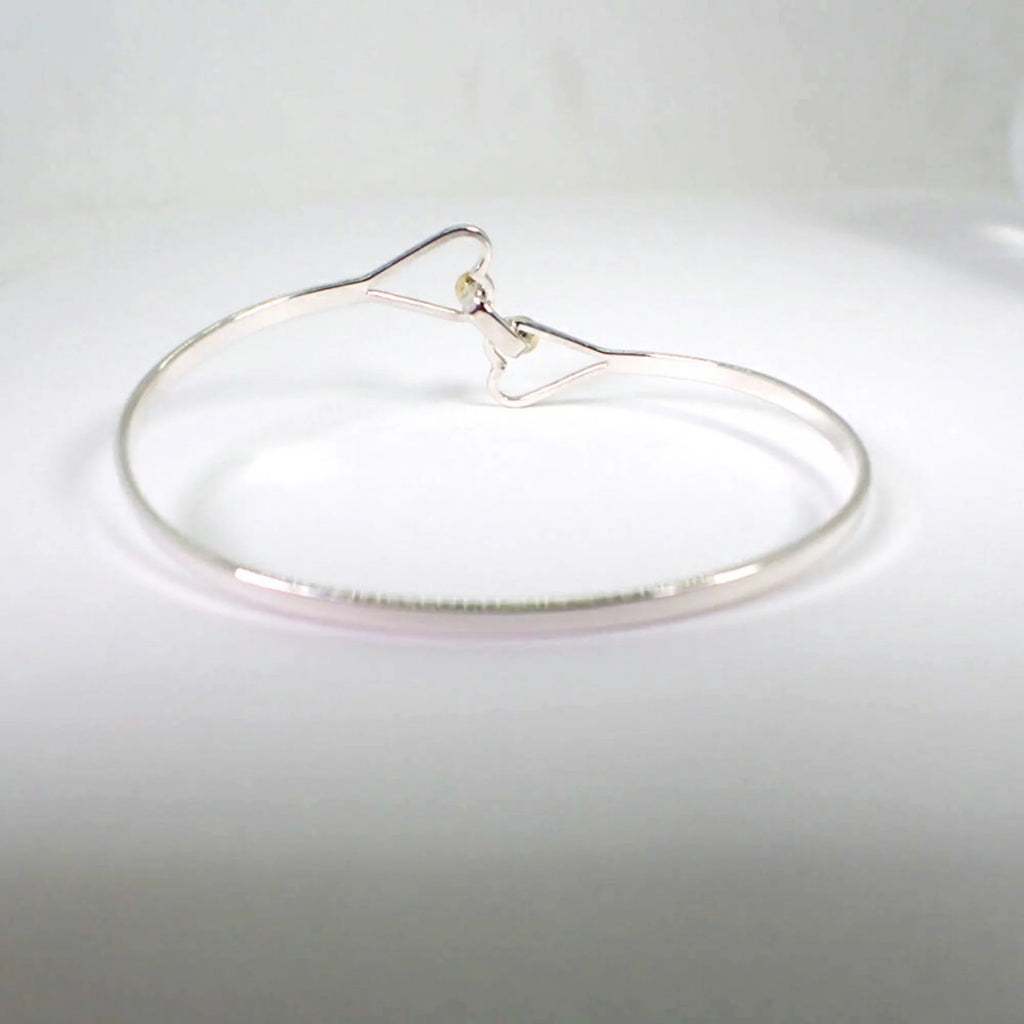 SV925 18KT Heart Bangle M978