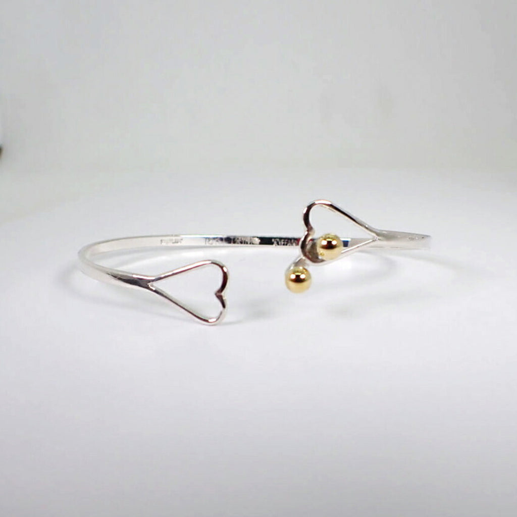 SV925 18KT Heart Bangle M978