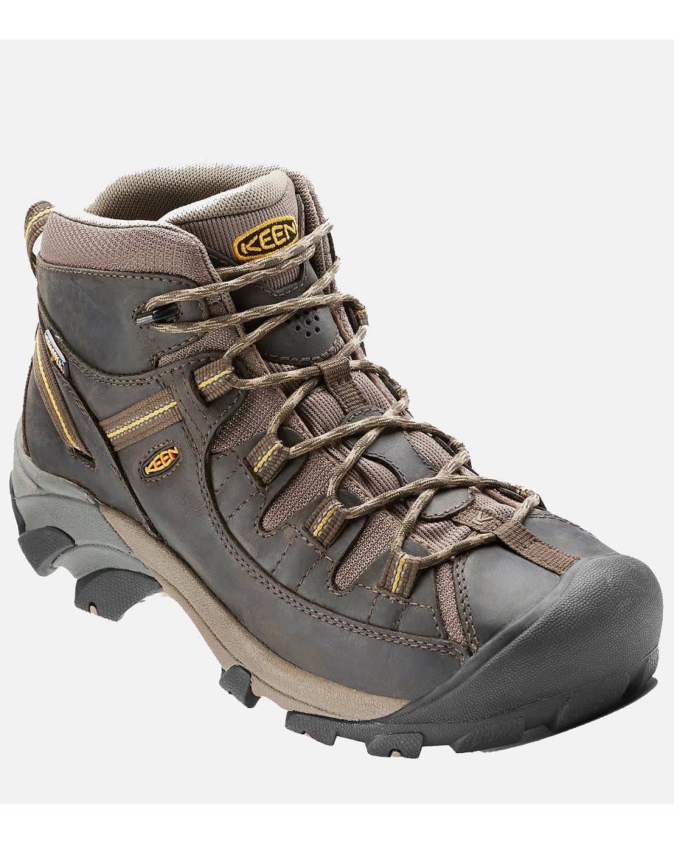 Men's Targhee Mid Hiking Boots Z842590