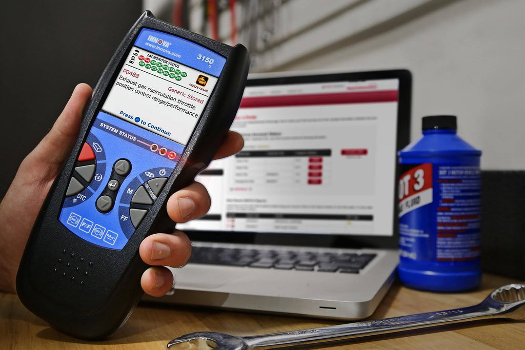 OBD2 Code Reader Scan Tool with ABS and Srs U604358