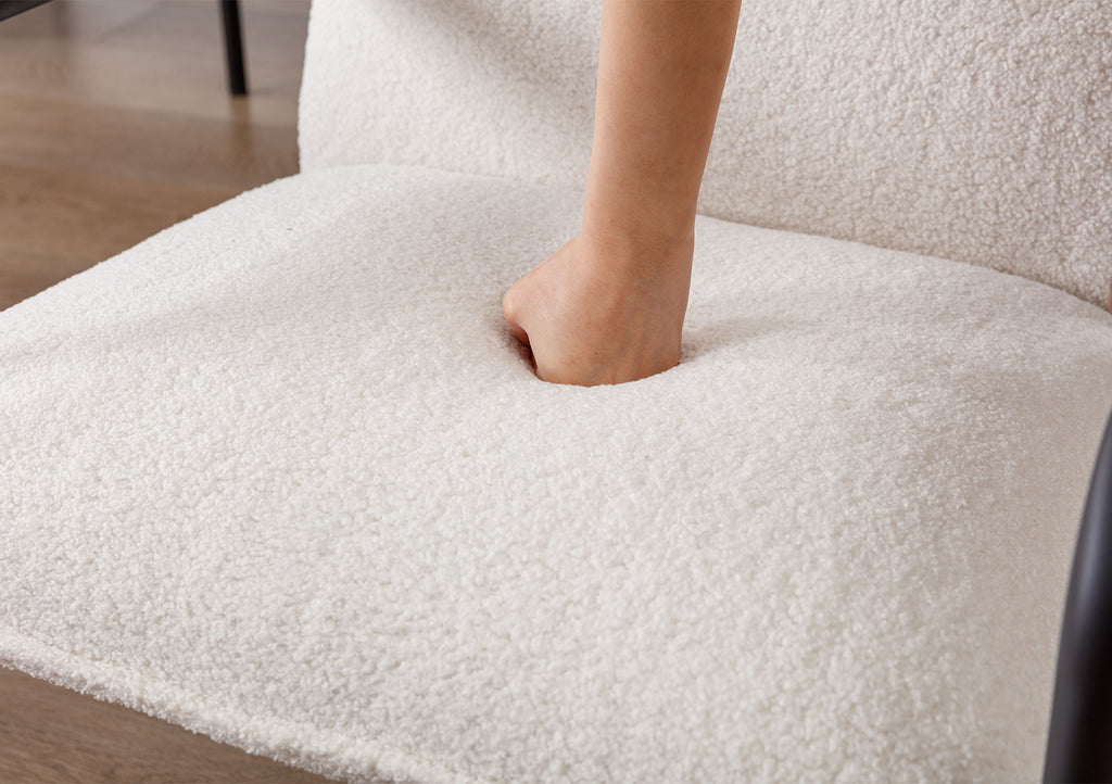 White Sherpa Armchair with Wooden Armrests and Metal Legs A526070